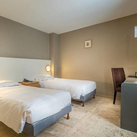 Hotel Lambeau Etterbeek Exterior foto