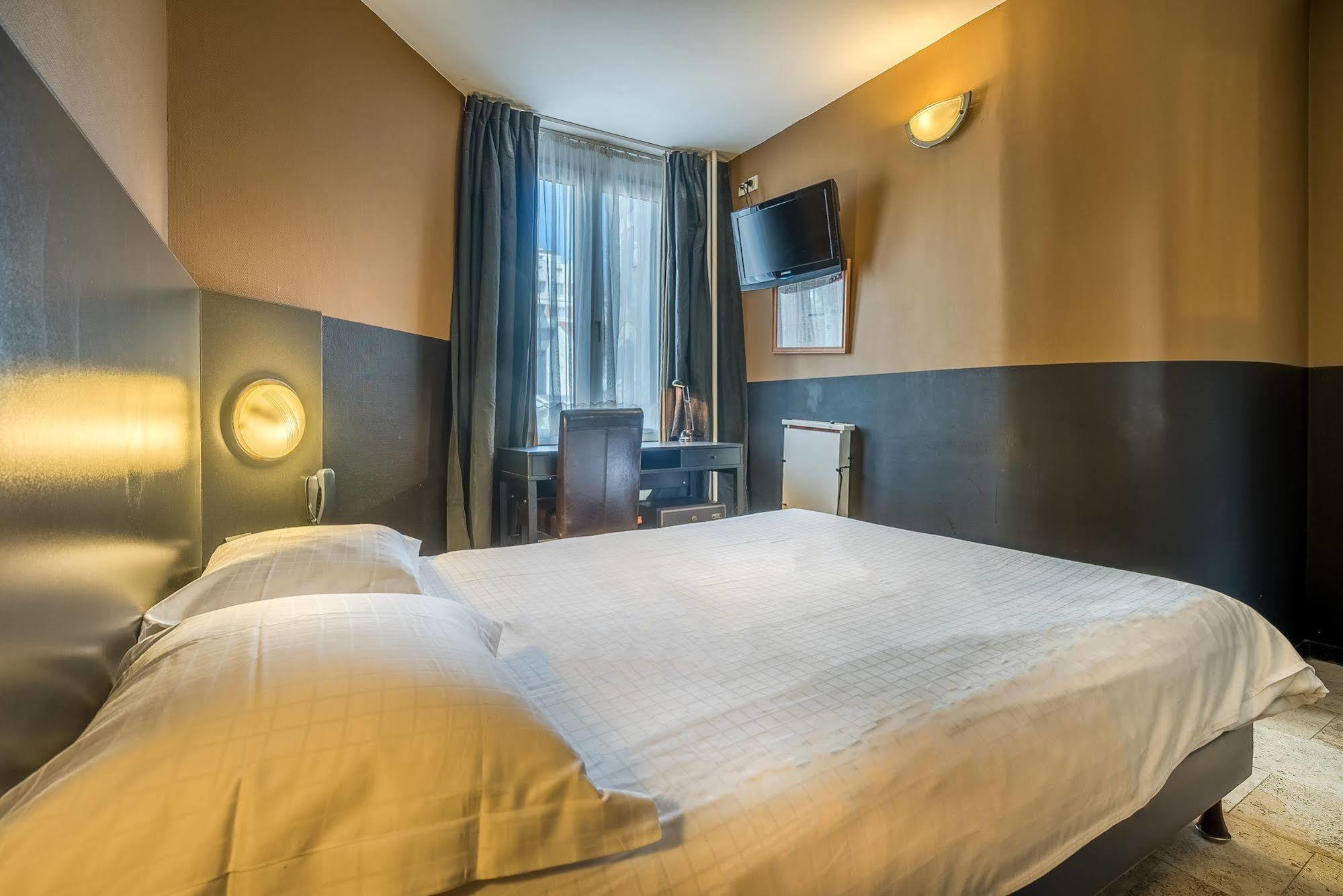 Hotel Lambeau Etterbeek Exterior foto